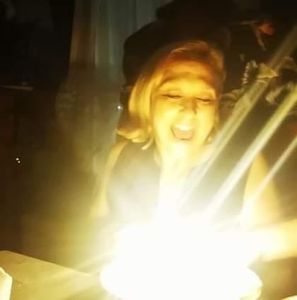 Meet your Posher, Caroline